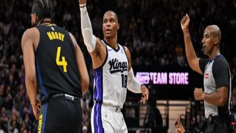 重温经典战魂！阿贾克斯再燃烽火，烟雾战术助攻，多维策略助你一窥胜利之光！